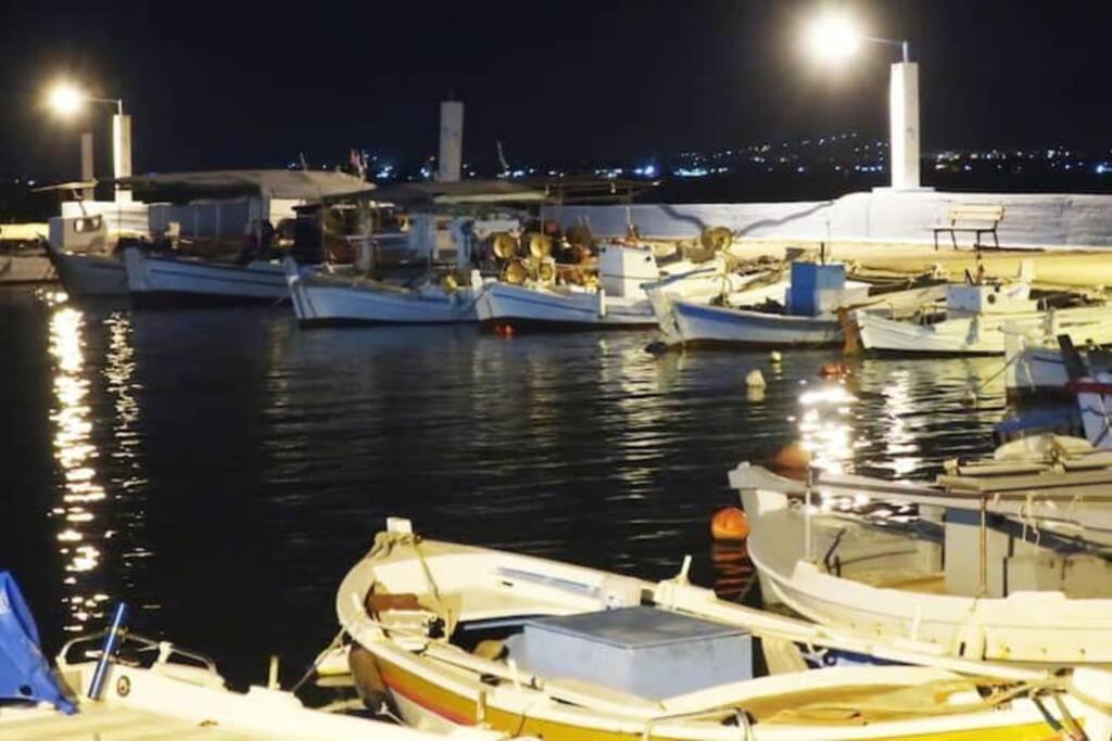 Πολυτελές Διαμέρισμα 2 Χαλκίδα-Παραλία Αυλίδος Paralia Avlidhos Exterior foto