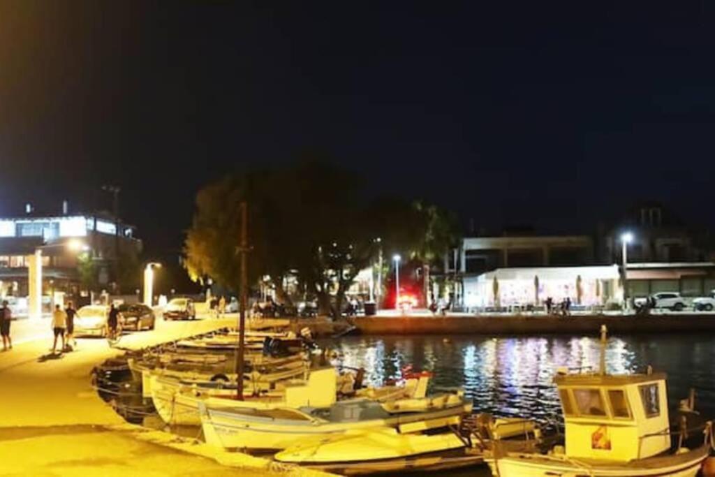 Πολυτελές Διαμέρισμα 2 Χαλκίδα-Παραλία Αυλίδος Paralia Avlidhos Exterior foto